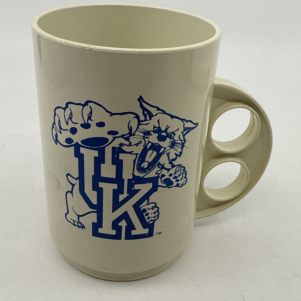 1986 Vintage university of Kentucky Wildcats Cup Finger Holder AmPro Plastic
